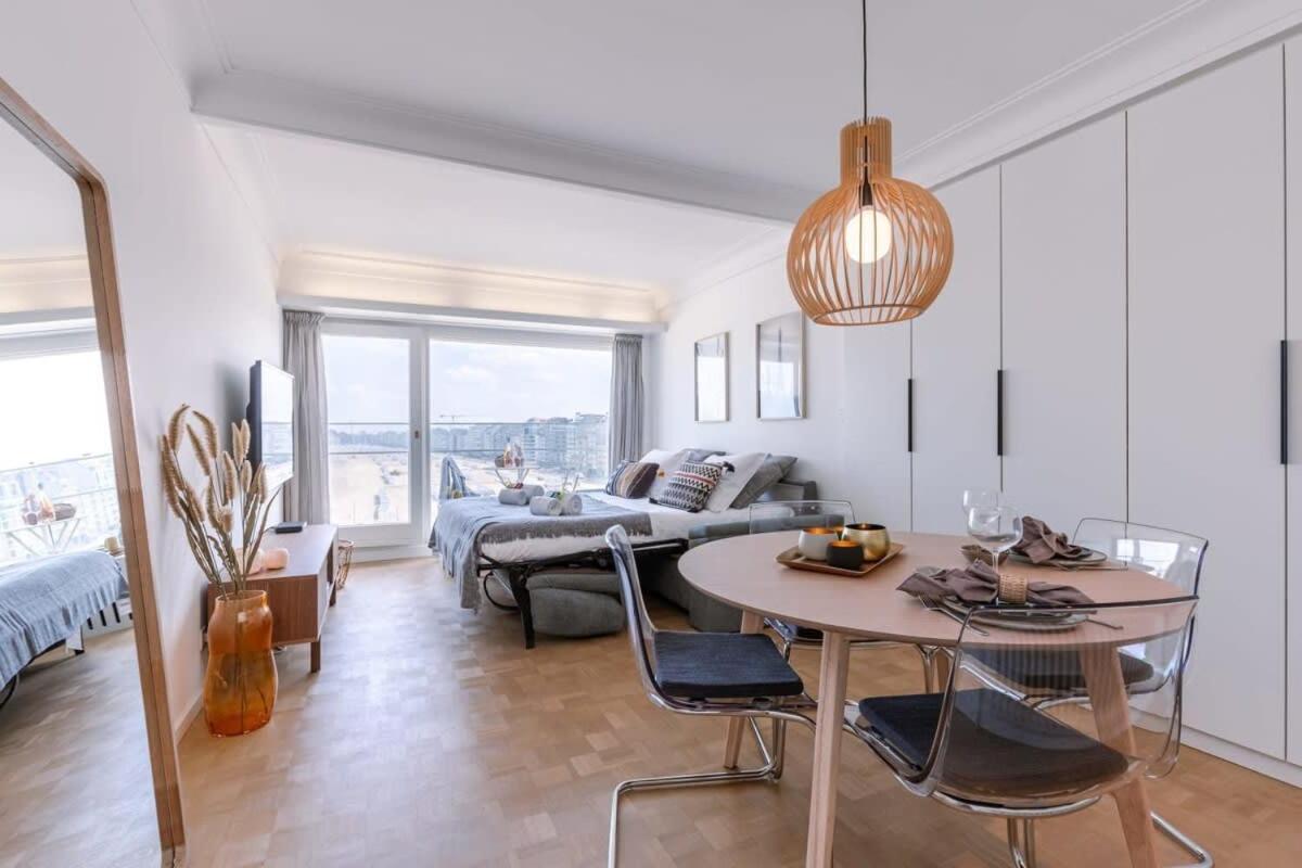 Stunning Studio With Sea-View And Terrace Apartman Knokke-Heist Kültér fotó